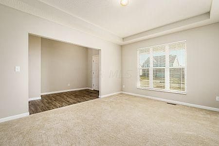5th image of 592 Willow Grove Dr
