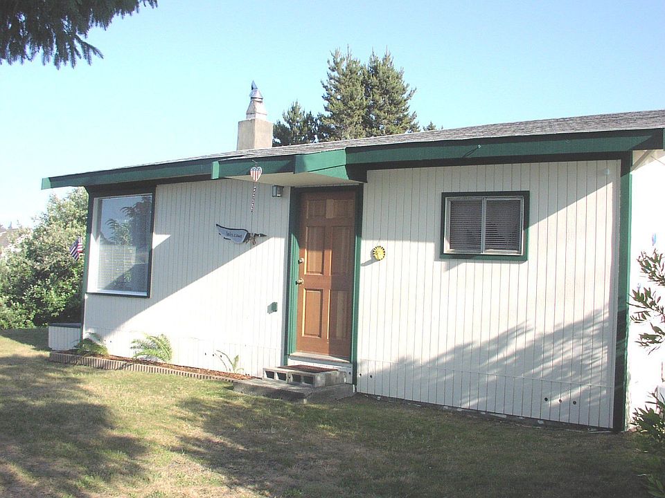 2nd image of 432 Point Brown Ave NE
