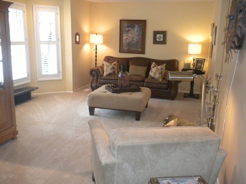 2nd image of 75 Wind River Dr