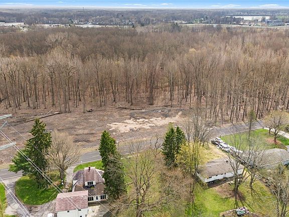 2nd image of V L Chestnut Ridge Rd