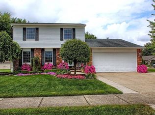 33373 Shagbark Dr, Chesterfield, MI
