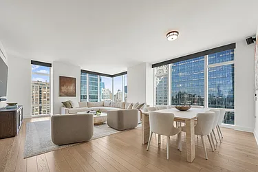 45 East 22nd Street, #26A