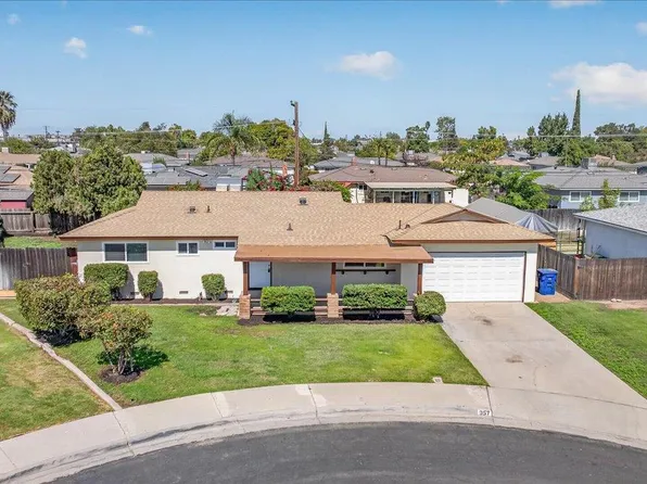 957 W Pico Ave, Clovis, CA 93612