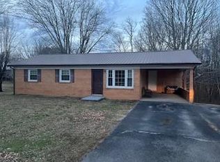 S 131 Turkey Scratch Rd, Spencer, TN 38585