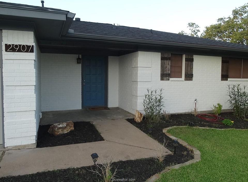 1st image of 2907 Woodmeadow Dr