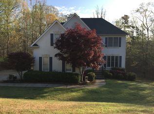 1212 Bavarian Wood Cls, Buford, GA 30518