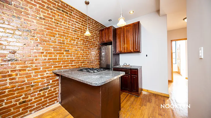 Rented by Nooklyn NYC LLC | media 20