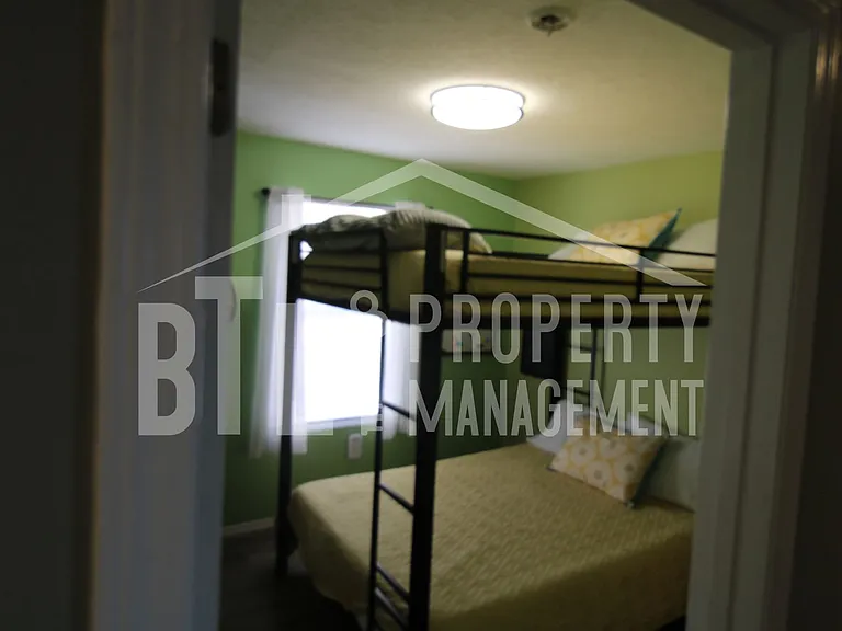 2905 Vineyards Pkwy #5 — Photo 26