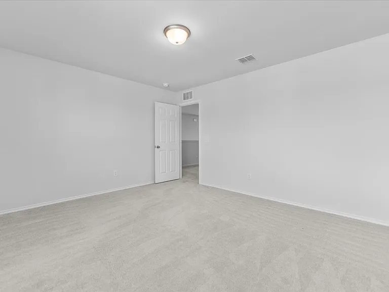 445 Grenada Lake Dr — Photo 24
