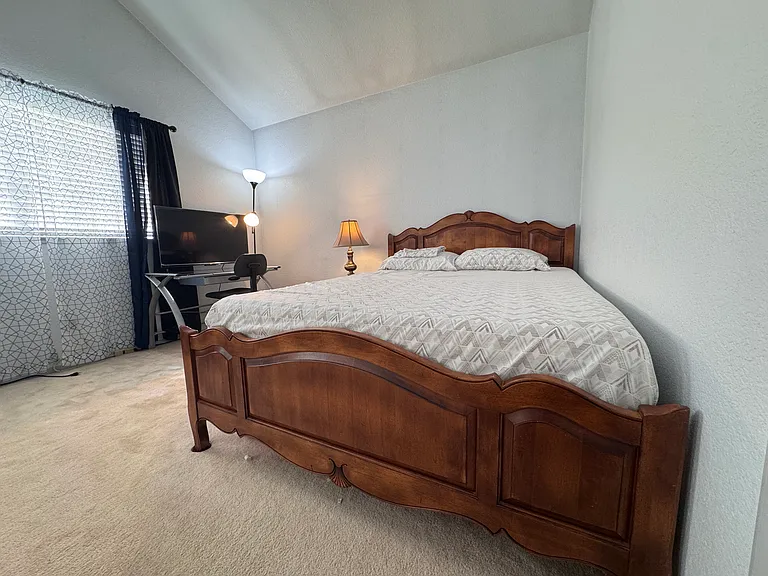 1907 Summit Dr — Photo 12