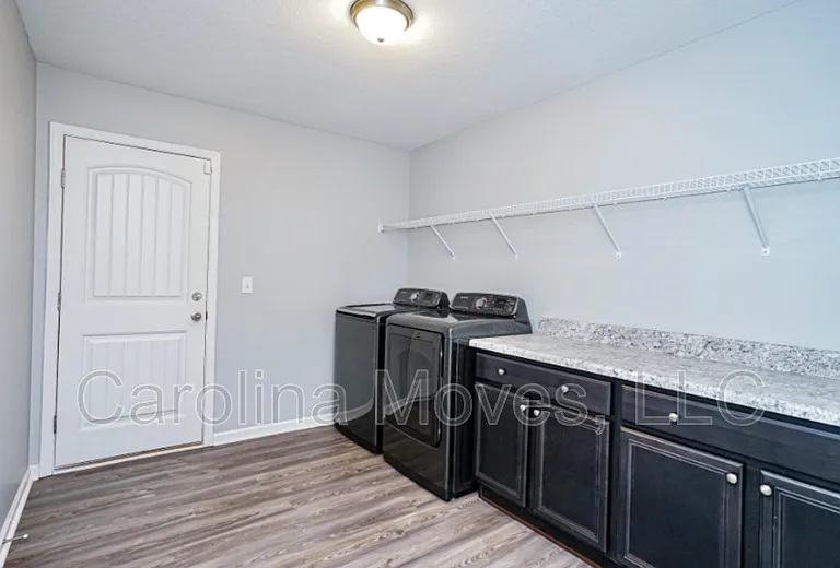 249 Lockeland Park Dr — Photo 8