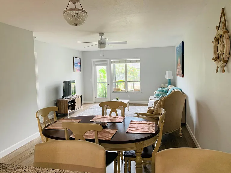 251 Fenwick Dr #7 — Photo 18