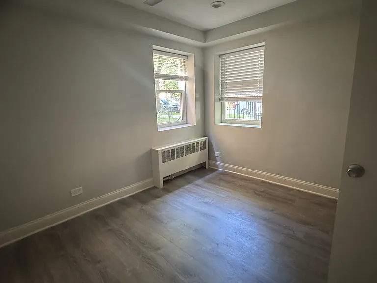 6114 N Damen Ave #1 — Photo 5