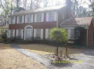 2920 Duke Of Gloucester, East Point, GA