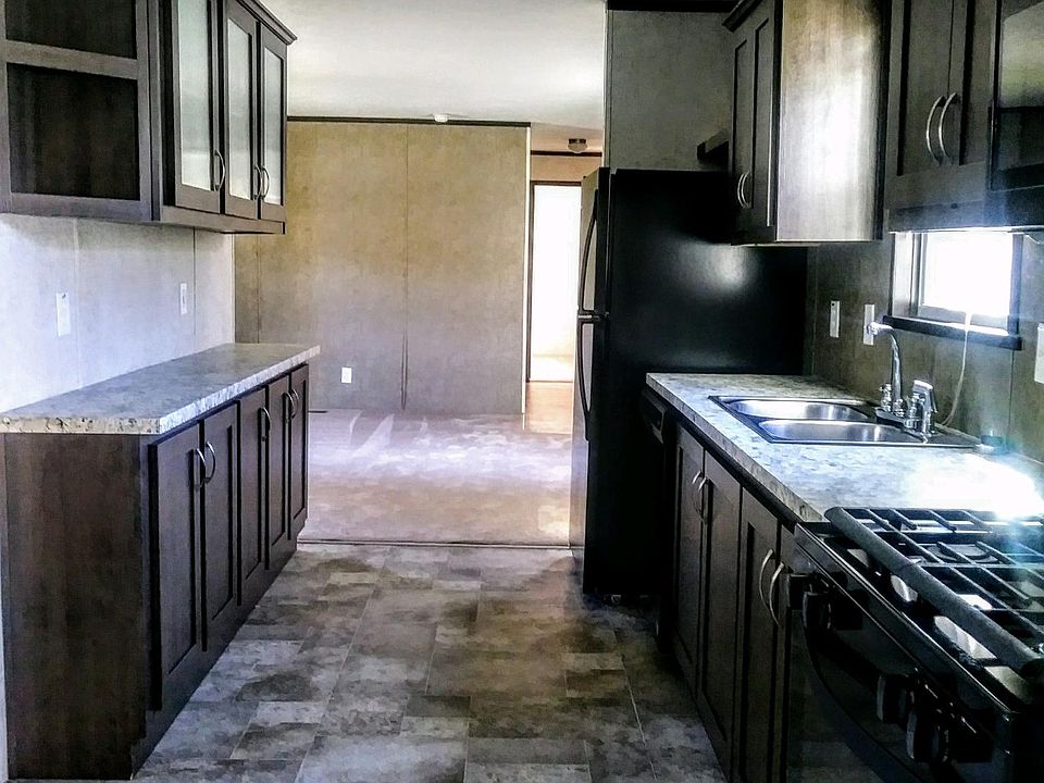 2nd image of 66 Dunlap Cir