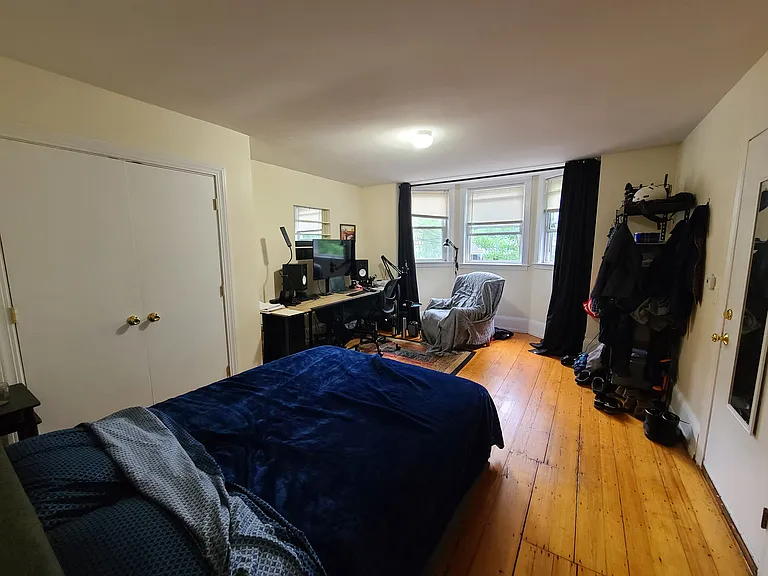 25 Evergreen St #1 — Photo 1