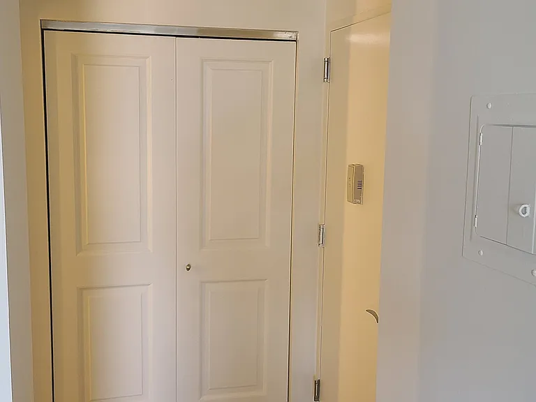 20 West St #44F — Photo 7