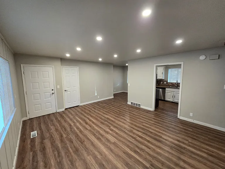 main living room (top level)