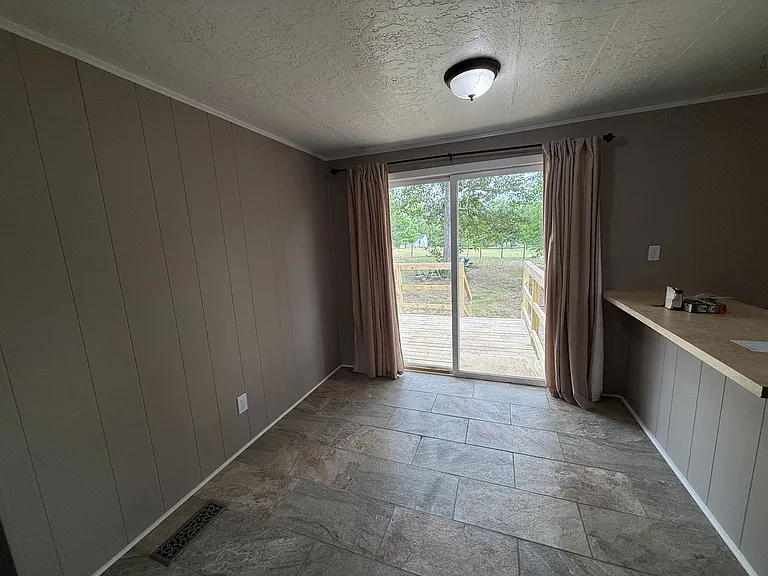 1509 State Highway 801 N — Photo 4