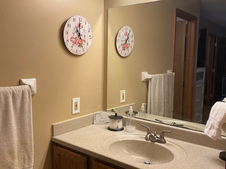 2160 Ridge Dr — Photo 10