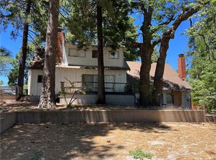 31096 Wild Oak Dr, Running Springs, CA 92382