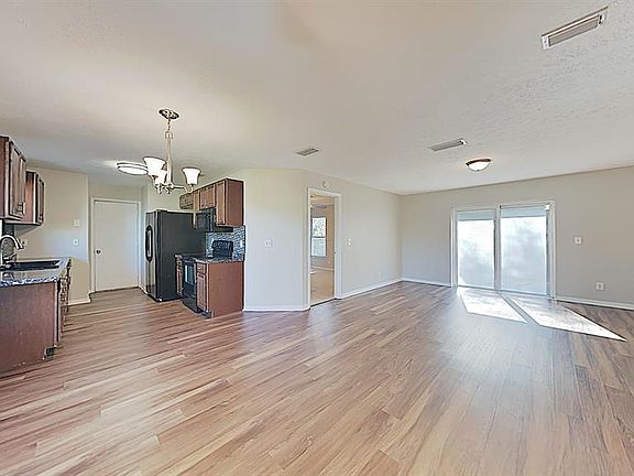 5th image of 11518 SE 129th Pl