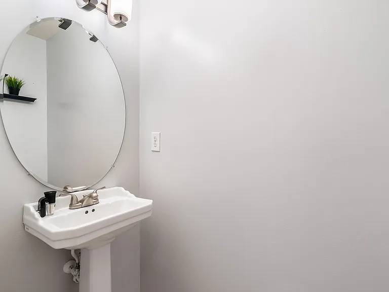 6342 Downwing Ln — Photo 8
