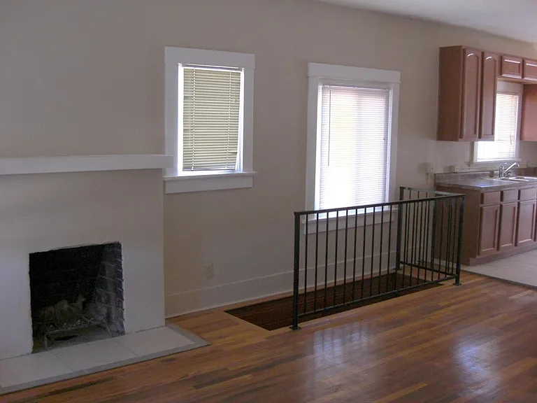 1424 N Euclid Ave — Photo 13