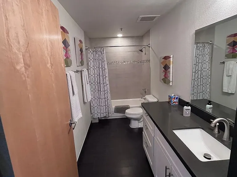 524 Central Ave SW #404 — Photo 17
