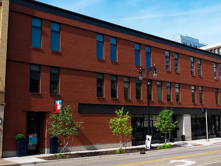 41 Division Ave S #103 — Photo 10