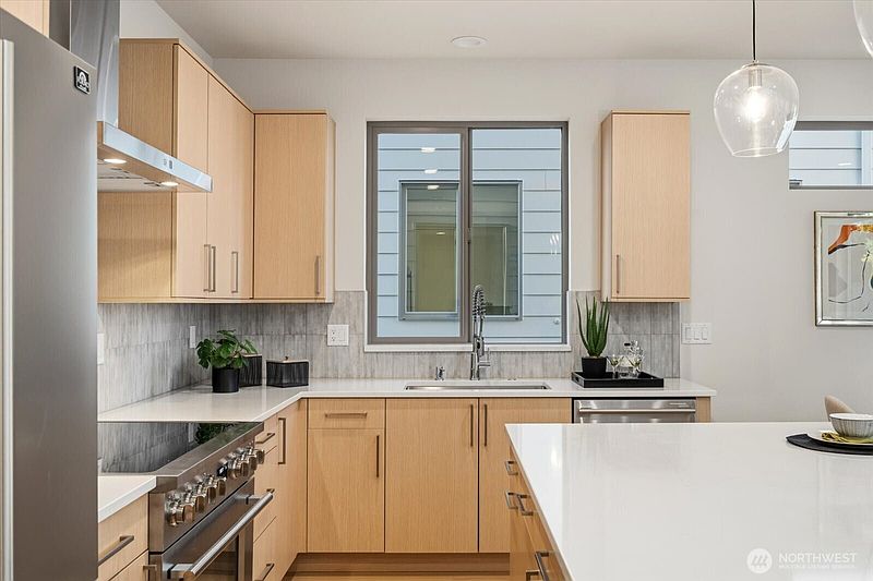 5th image of 8227 NE 128th Street