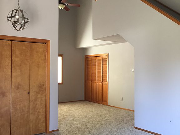 vaulted ceiling