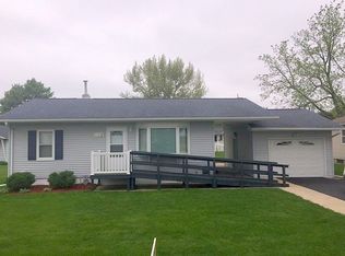 325 Elk Run St, Elk Run Heights, IA 50707