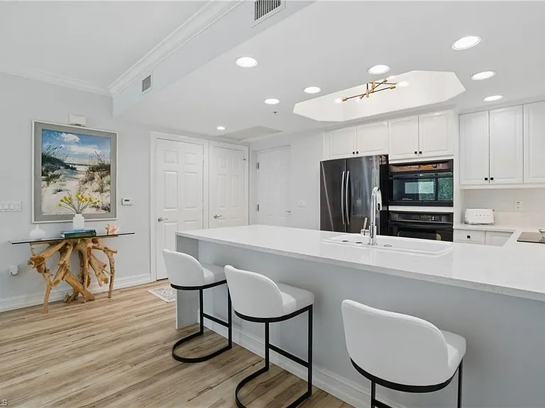 2728 Tiburon Blvd E #A-104 — Photo 14