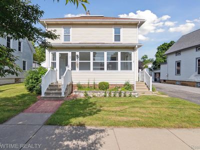 34 Charles St, Hillsdale, MI, 49242