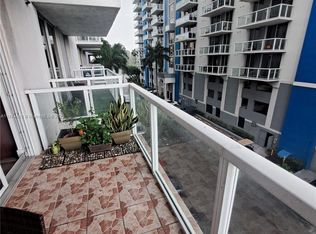 5091 NW 7th St APT 415, Miami, FL 33126