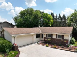 411 S Grandview Blvd, Waukesha, WI 53188