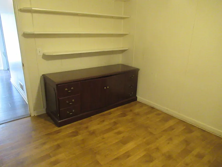 70 Gibson Dr — Photo 20