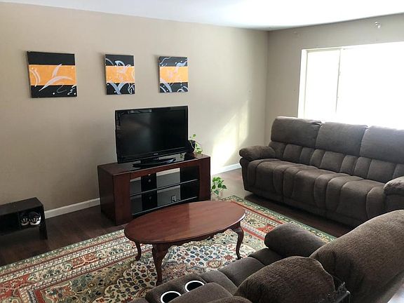 2nd image of 190 Quarry Hill Rd APT 51