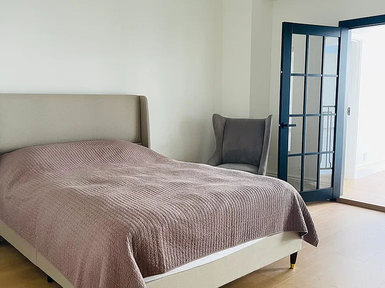 2822 Van Ness Ave — Photo 20
