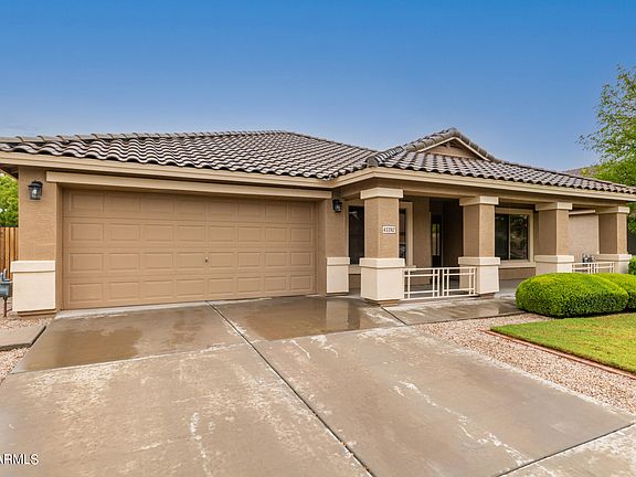 2nd image of 43392 W Hillman Dr