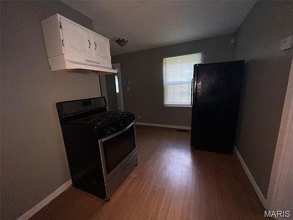 5th image of 26 Lamar Dr