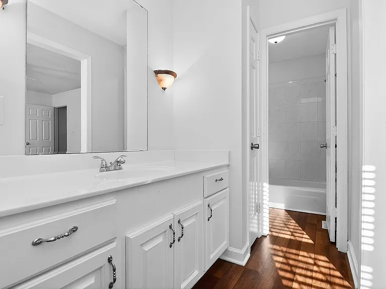 1819 Sabrina Ct — Photo 16