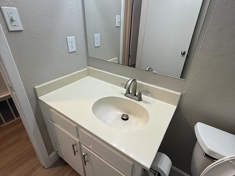 6004 Tracy Lynn Ln #A — Photo 23