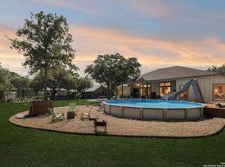 164 Sendera Xing, La Vernia, TX 78121