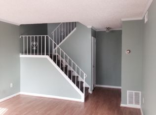 110 Lexington Ct, Warminster, PA 18974