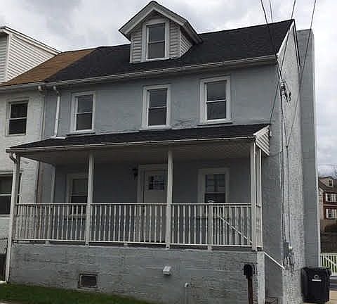 2nd image of 436 Freemont St