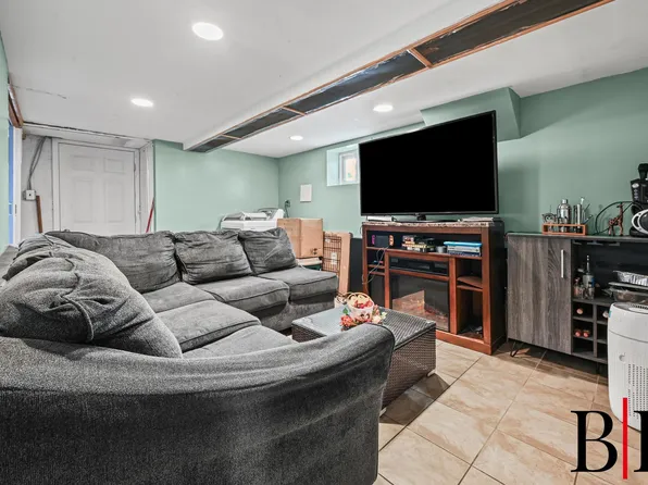 1450 East 98th Street image 16 of 25