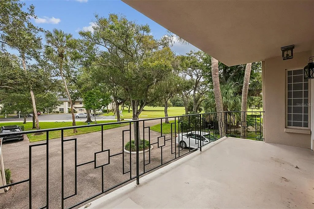 2 bed, 2.0 bath, 1534 sqft, $2,400 — Photo 4