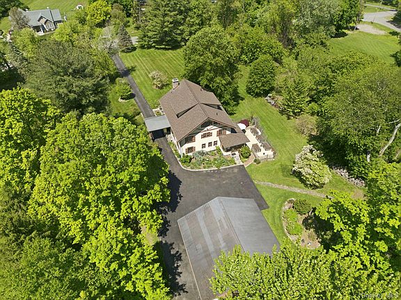2nd image of 8 Elmer Galloway Road